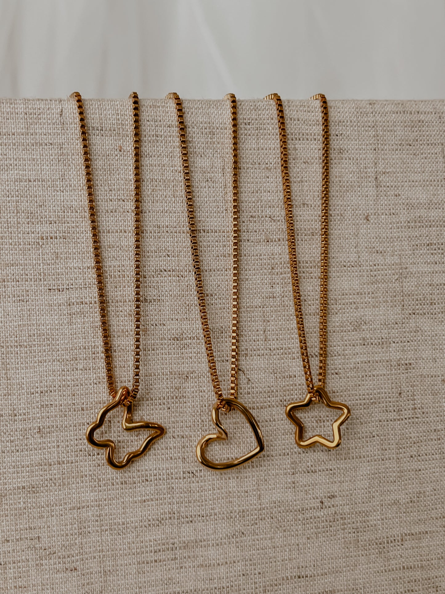 Rachel Silhouette Necklace