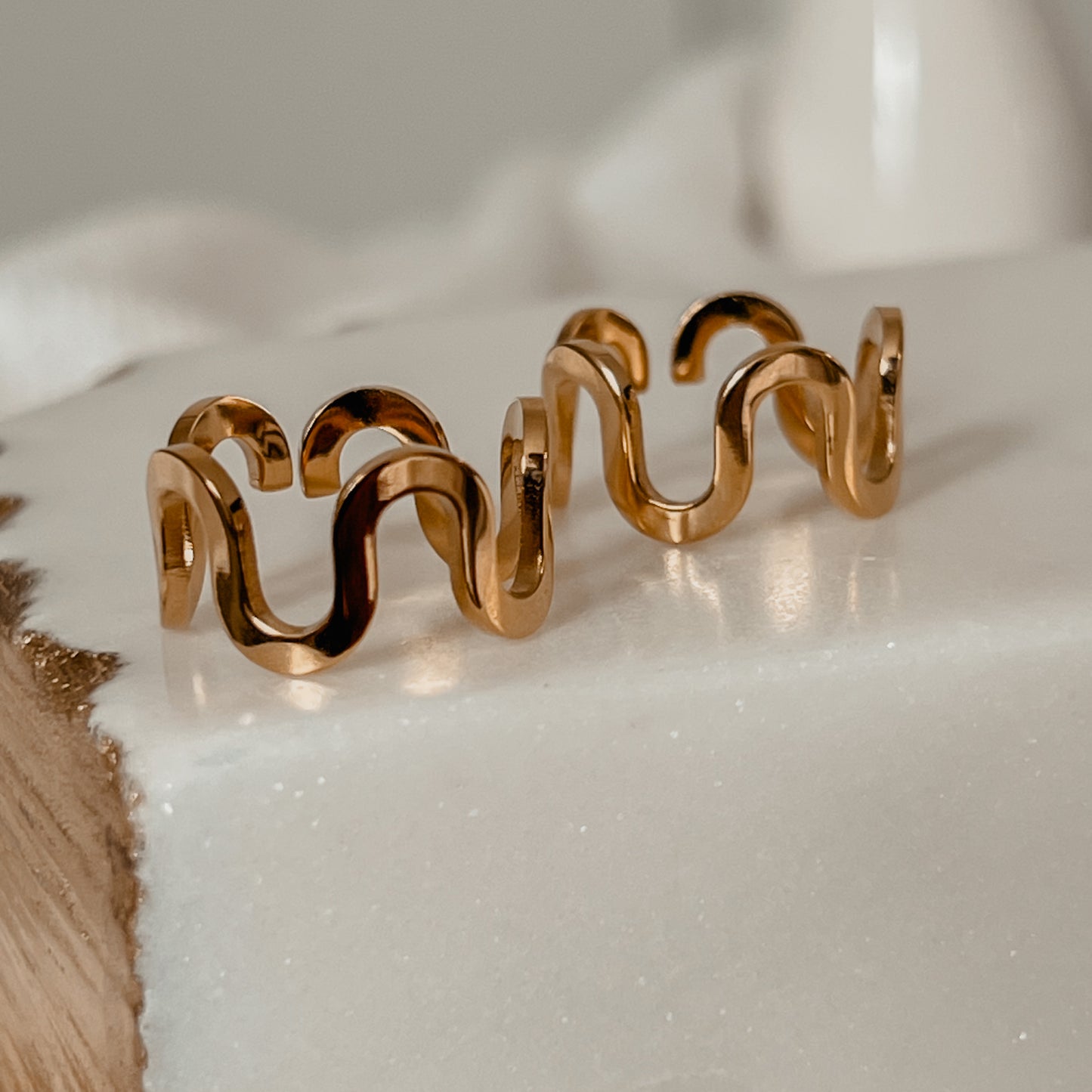 Sonya Wave Ring