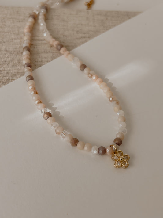 Daisy Flower Necklace