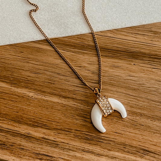 Nathaly Crescent Moon Necklace