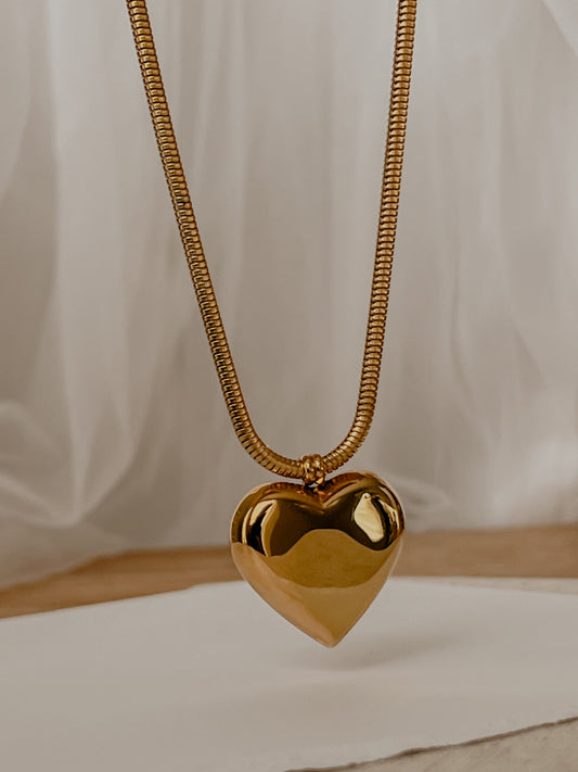 Vittoria Heart Necklace