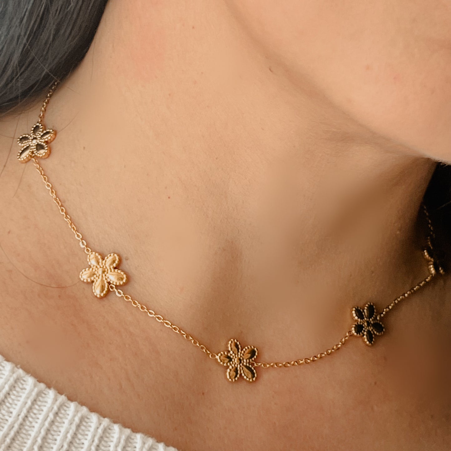 Gianna flower Necklace