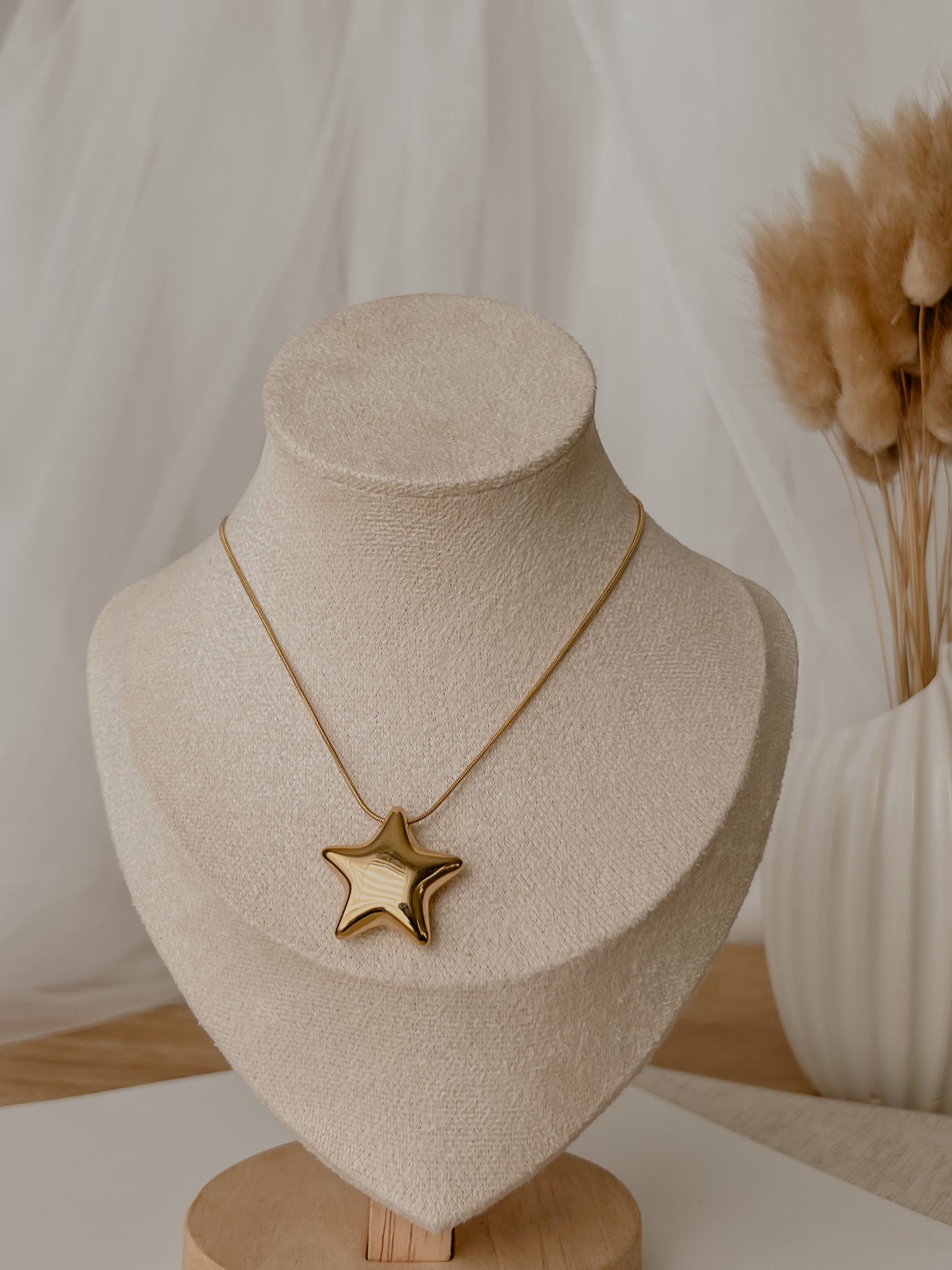 Estrella Necklace