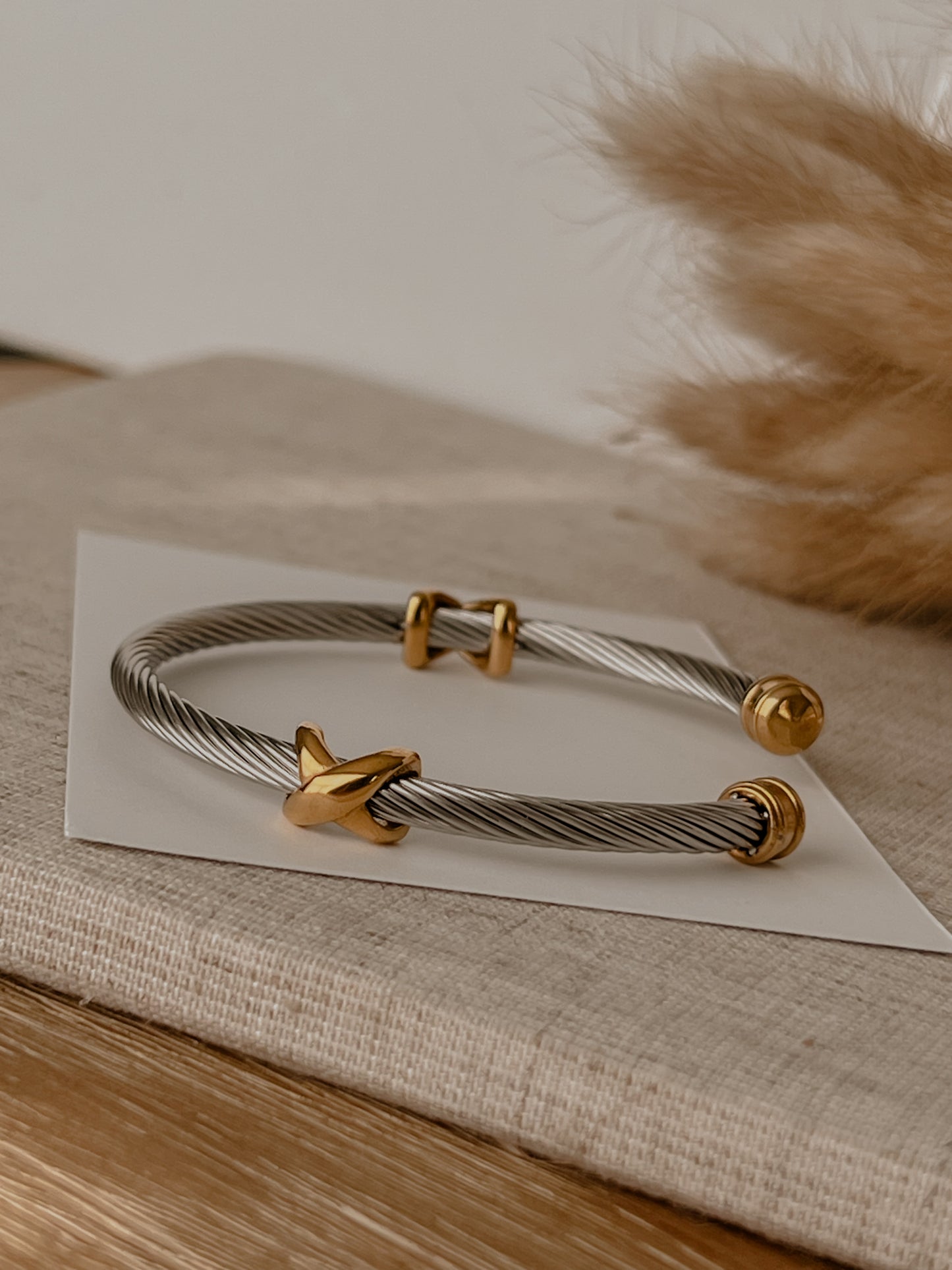 Alicia Doble Star Bangle