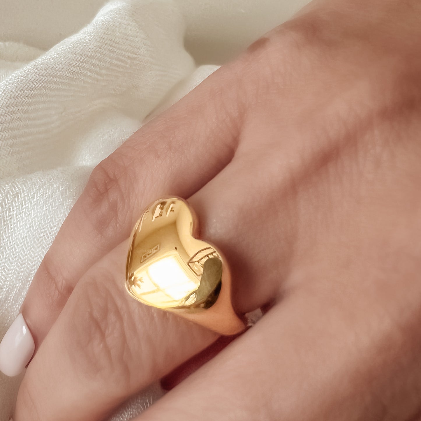 Lovy Heart Ring