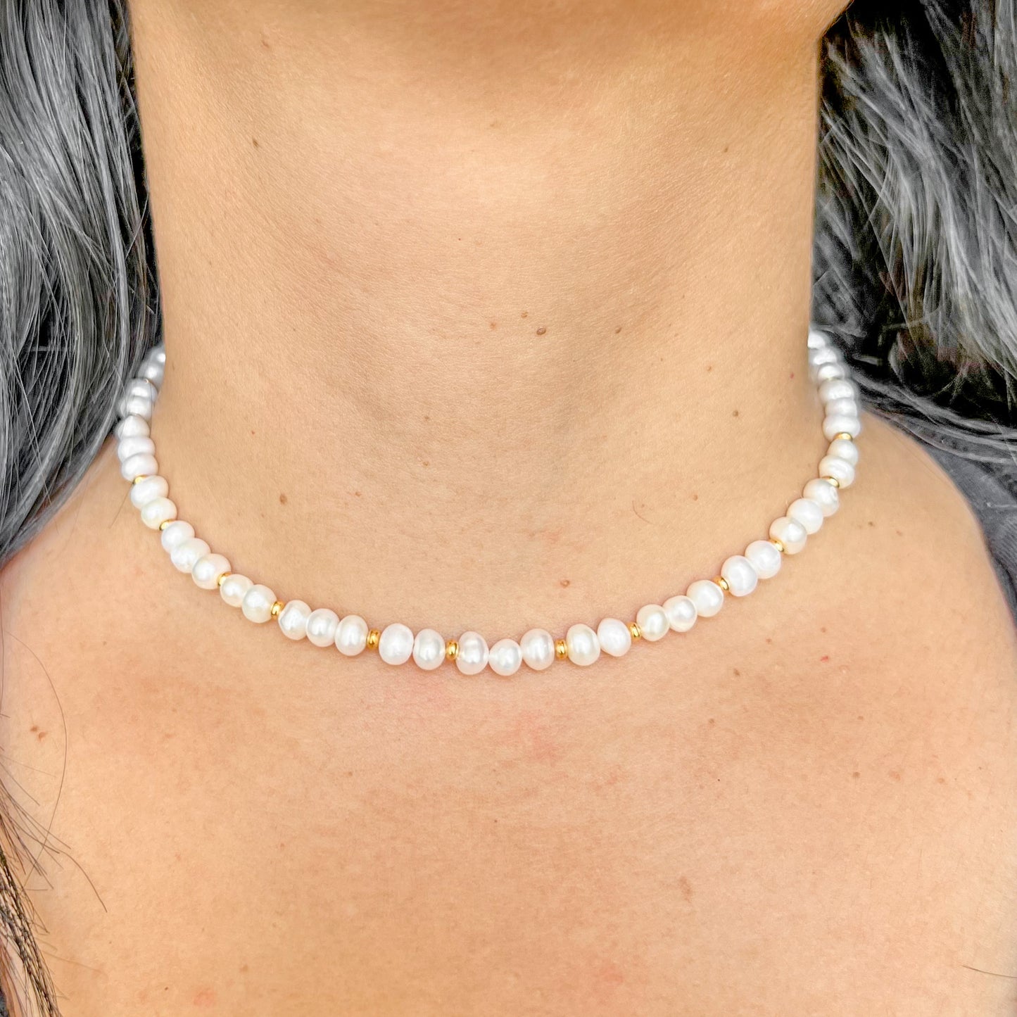 Holly Pearl Choker