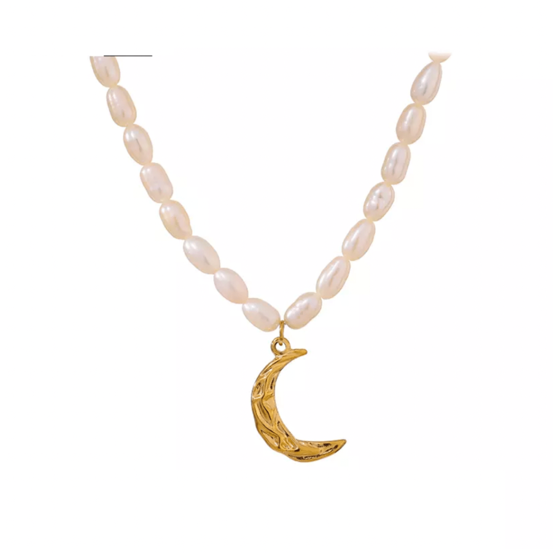 Vero Moon Pearl Choker